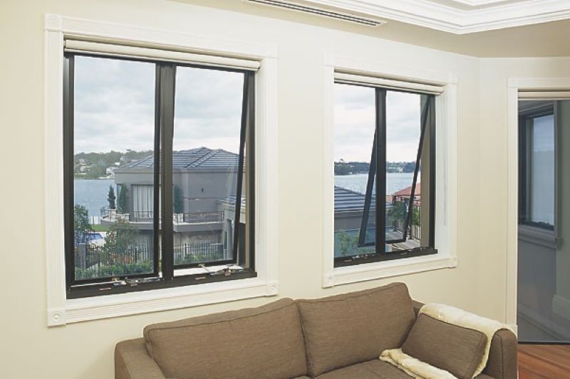 Sửa chữa cửa nhôm Việt Pháp bị hỏng