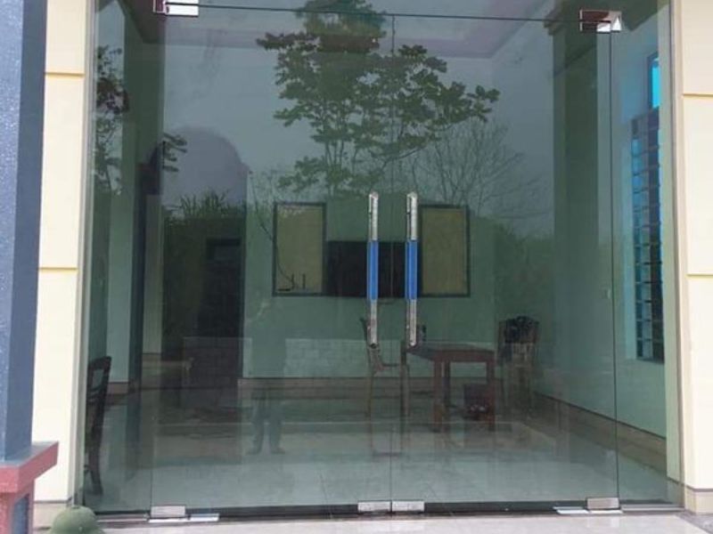 Ưu điểm của cửa kính cường lực