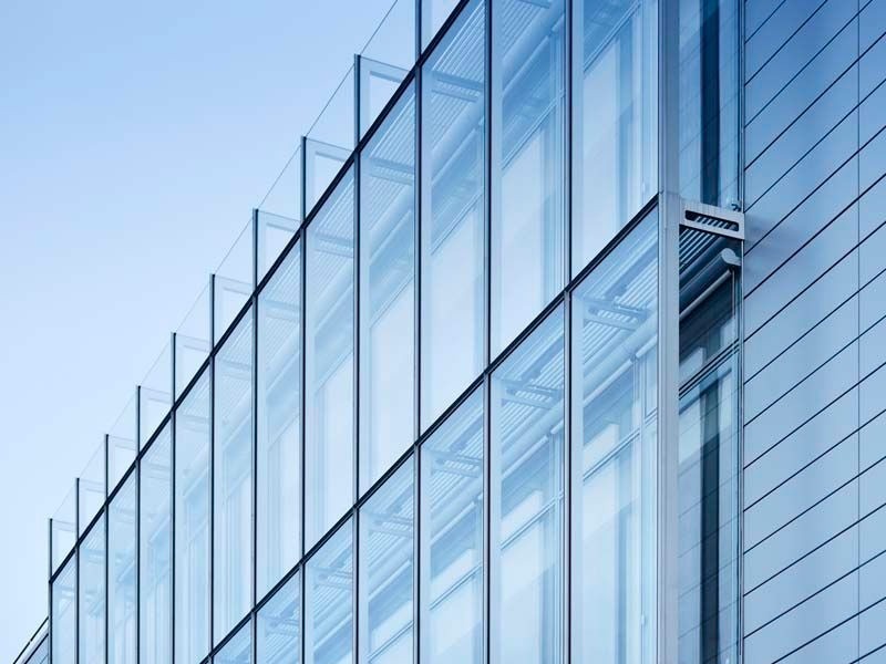 Sửa chữa vách mặt dựng