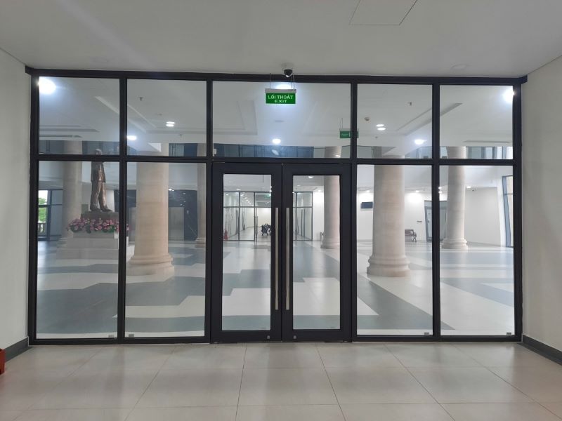 Các loại vách kính cường lực