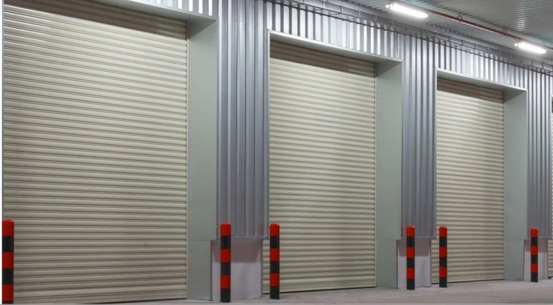 cửa cuốn trong công trình thương mại